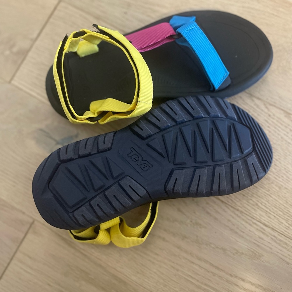 NEW Teva Yellow and Blue Outdoor Sandals - Picture 3 of 4